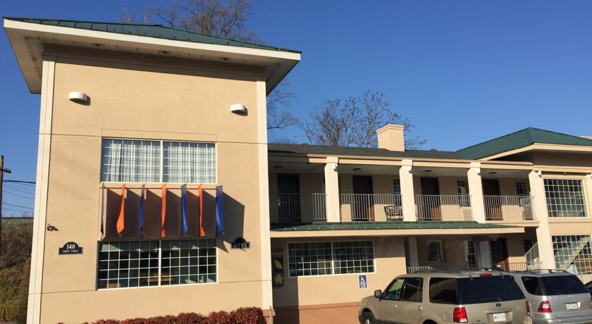 Excel Inn & Suites 夏律第镇 外观 照片