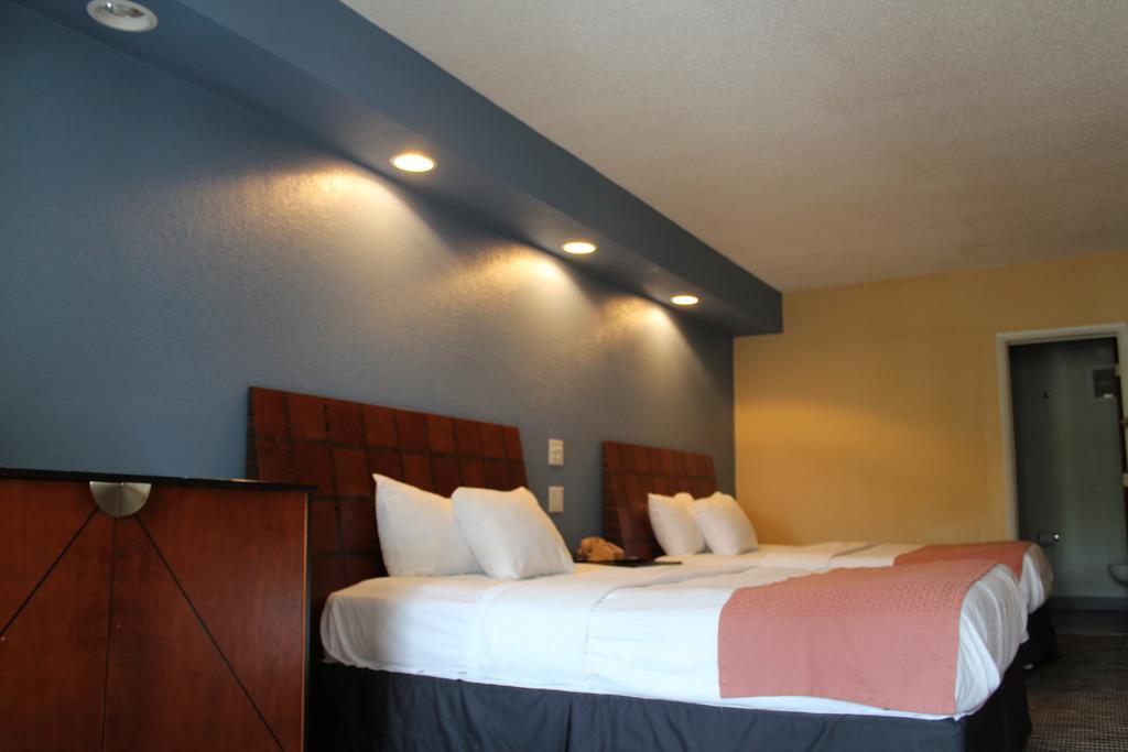 Excel Inn & Suites 夏律第镇 客房 照片