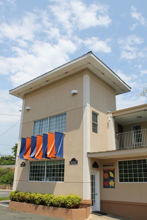 Excel Inn & Suites 夏律第镇 外观 照片