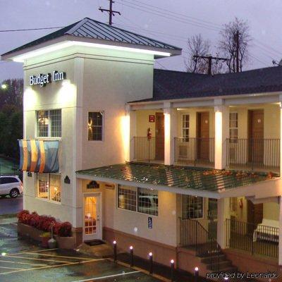 Excel Inn & Suites 夏律第镇 外观 照片